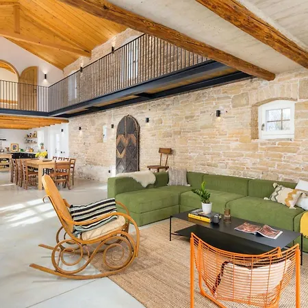 빌라 Marion Radovani