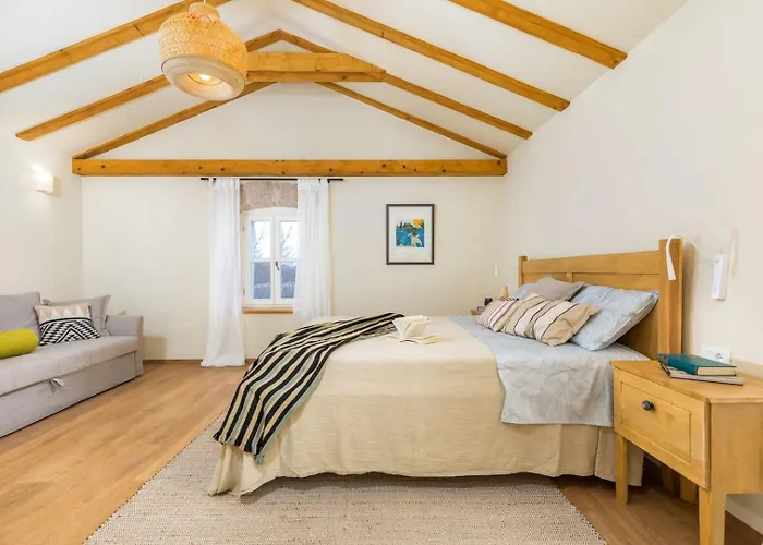 Marion Villa Radovani