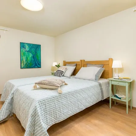 וילה Marion Radovani