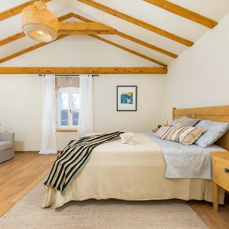 Marion Villa Radovani