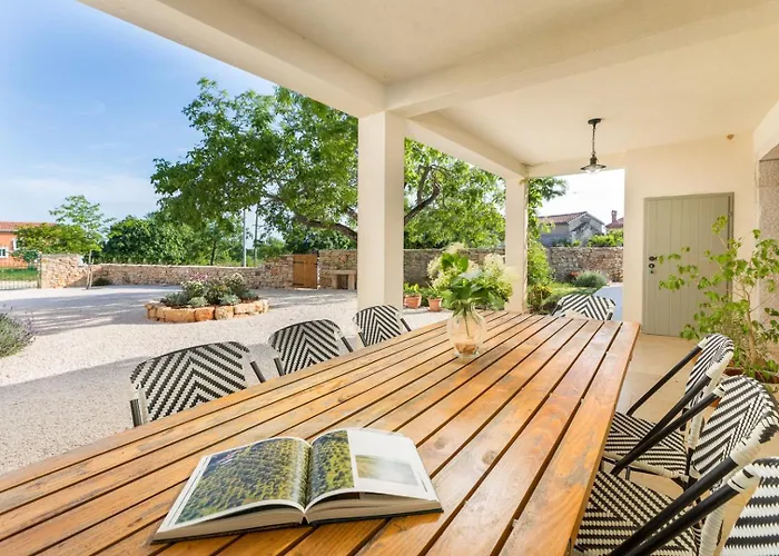 Marion Vila Radovani